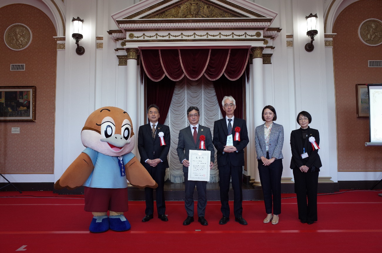 「大阪府男女いきいき事業者表彰」の優秀賞を初受賞